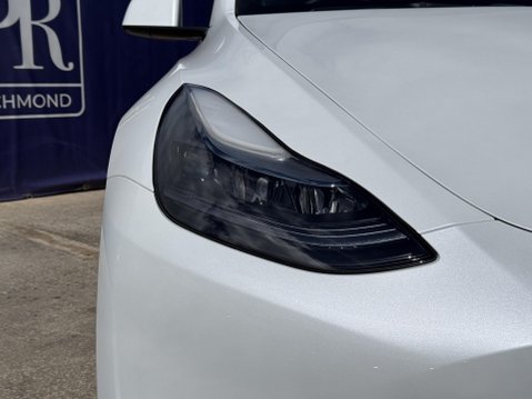 Tesla Model Y (Dual Motor) Long Range SUV 5dr Electric Auto 4WDE (384 bhp) 12