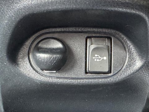 Toyota Yaris 1.5 VVT-i Y20 Euro 6 5dr 23