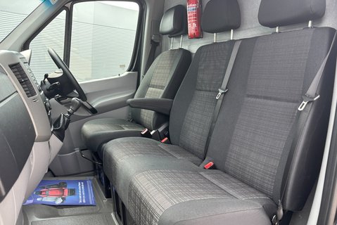 Mercedes-Benz Sprinter 319 V6 Cdi Lwb Hr Panel Van - Twin Side Doors / Air Con / Rear Camera 3