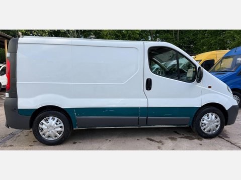 Vauxhall Vivaro 2.0 2900 CDTi Panel Van 4dr Diesel Manual FWD L1 (198 g/km, 113 bhp) 9