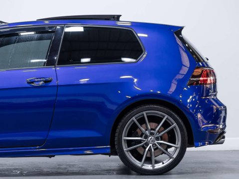Volkswagen Golf 2.0 TSI BlueMotion Tech R Hatchback 3dr Petrol Manual 4Motion Euro 6 (s/s) 26