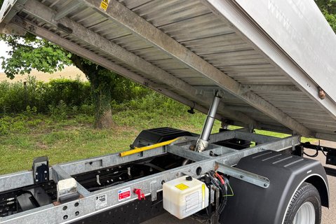 Isuzu Grafter N35.125T Toolbox Tipper 9