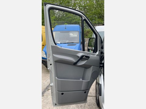 Mercedes-Benz Sprinter 2.1 314 CDi Panel Van 5dr Diesel Manual RWD L3 H3 (218 g/km, 140 bhp) 32
