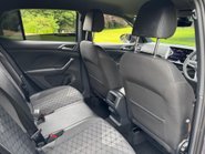 Volkswagen T-Cross R-LINE TSI DSG 17