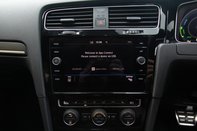 Volkswagen Golf GTE ADVANCE DSG 27
