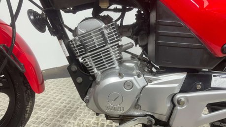 Yamaha YBR 125 2007 ONLY 11K NEW MOT 1 OWNER VERY CLEAN SERVICED 125CC 11