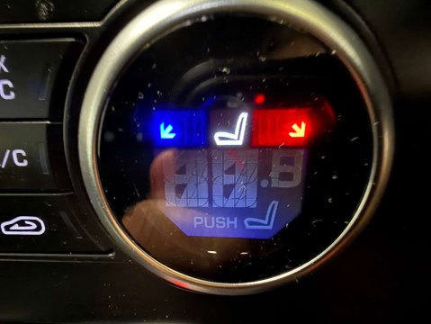 Land Rover Discovery 3.0 Discovery SE SD6 Auto 4WD 56