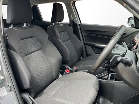 Suzuki Swift 1.2 Dualjet 83 12V Hybrid SZ5 5dr Auto 18