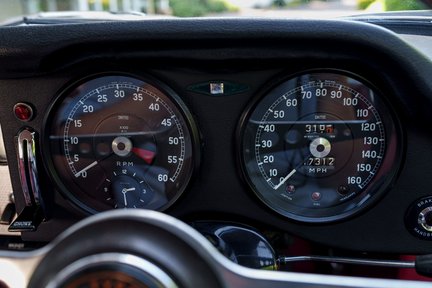 Jaguar E-Type 3.8 Litre Flat Floor FHC 14