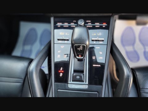 Porsche Cayenne V6 49