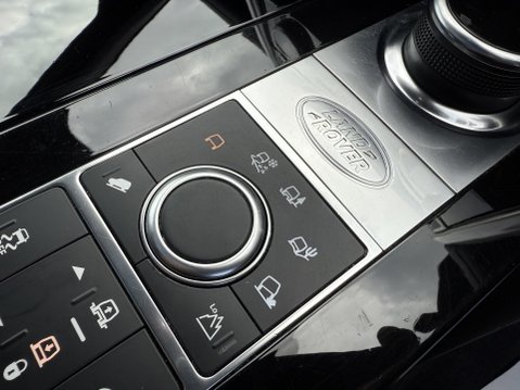 Land Rover Discovery SDV6 HSE 37