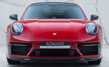 Porsche 911 Carrera GTS (992) 7