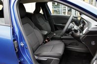 Renault Clio ICONIC TCE 33