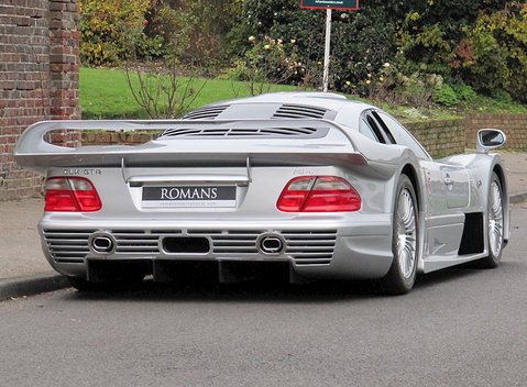 Mercedes-Benz CLK GTR 3