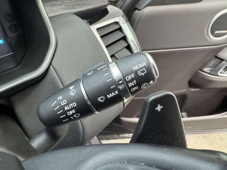 Land Rover Discovery 3.0 Discovery HSE SDV6 Auto 4WD 5dr 83