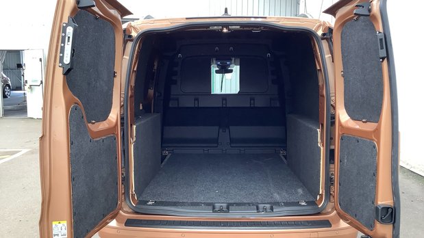 Volkswagen Caddy AUTO SWB L1H1 Low Roof Commerce Pro EURO 6 NO VAT 5