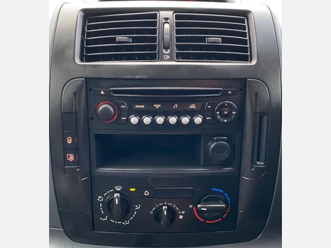 Peugeot Expert 1.6 HDi Panel Van 4dr Diesel Manual L2 H1 (194 g/km, 90 bhp) 40