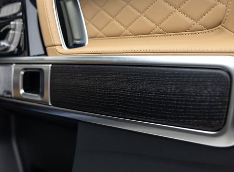 Mercedes-Benz G Class G580 with EQ-TECHNOLOGY 30