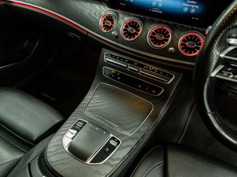 Mercedes-Benz E Class 2.0 E300de 13.5kWh AMG Line Saloon 4dr Diesel Plug-in Hybrid G-Tronic+ Euro 49