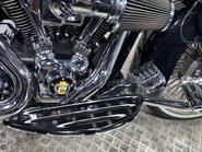 Harley-Davidson Touring 1690 FLHRC ROADKING CLASSIC 2012 TO MANY EXTRAS 21' WHEEL 10