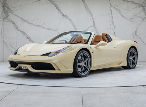 Ferrari 458 Speciale Aperta 1
