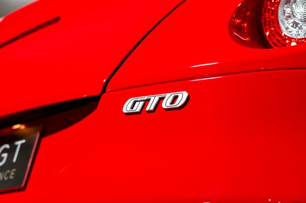 Ferrari 599 GTO UK CAR. CLASSICHE FILE. BODY COLOURED ROOF. 1 OF 60 RHD CARS 5