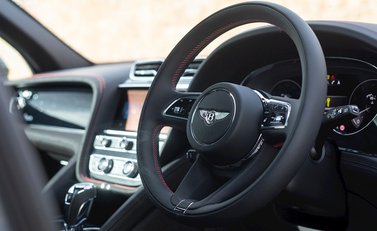 Bentley Bentayga V8 First Edition 11