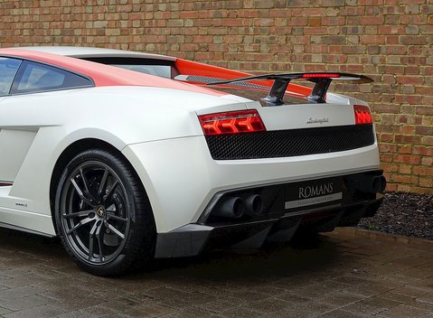 Lamborghini Gallardo LP570-4 Superleggera Edizione Tecnica 8