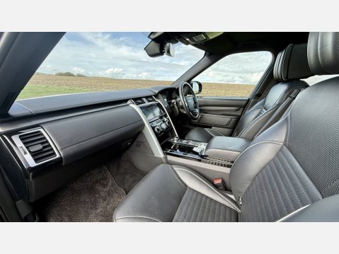 Land Rover Discovery SDV6 HSE LUXURY 25