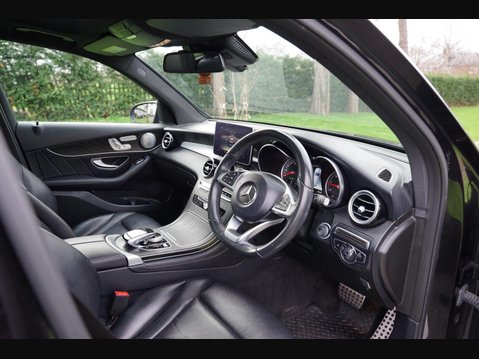 Mercedes-Benz GLC 2.1 GLC250d AMG Line (Premium Plus) G-Tronic 4MATIC Euro 6 (s/s) 5dr 23