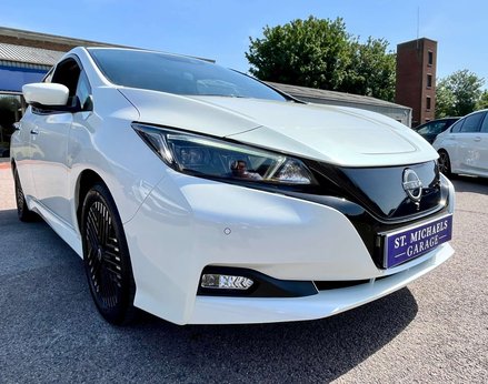 Nissan LEAF Leaf Tekna Electric 110kw, 39kwh (Automatic) 75