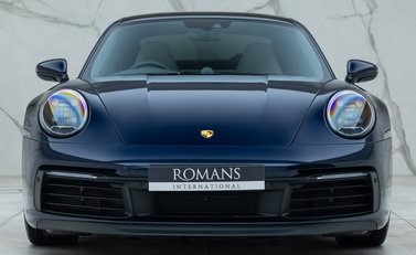 Porsche 911 Carrera S (992) 4