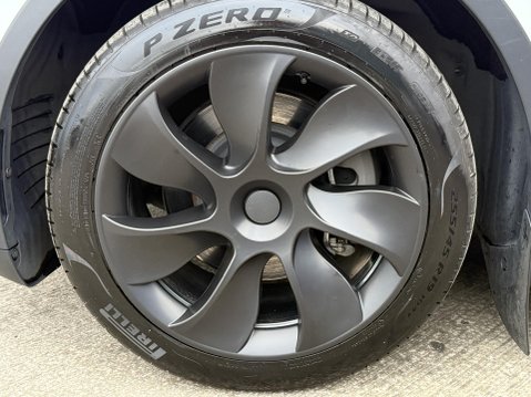 Tesla Model Y Long Range SUV 5dr Electric Auto RWD (346 ps) 18