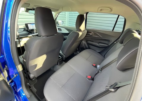 Suzuki Swift Ultra 1.2 Mild Hybrid 10