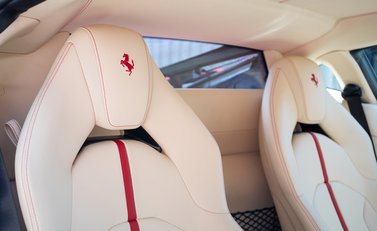 Ferrari F8 Tributo 15