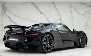 Porsche 918 Spyder 9