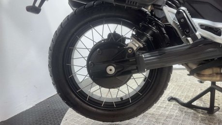 Moto Guzzi V85 TT 850 2021 ONLY 11K HISTORY FULL LUGGAGE ADVENTURE BIKE 32