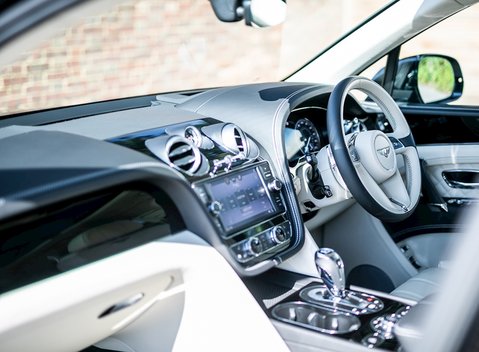 Bentley Bentayga Diesel 16