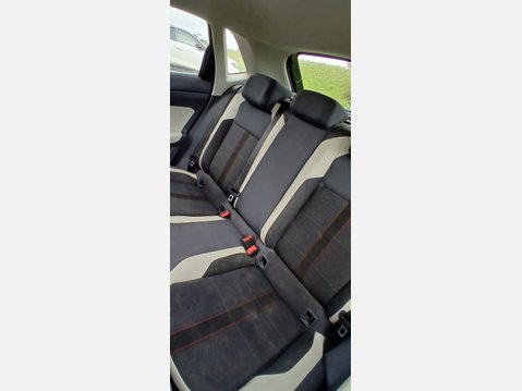 Volkswagen Polo BEATS TSI 11