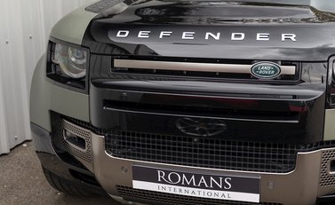 Land Rover Defender 110 X P400 26