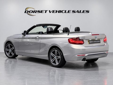 BMW 2 Series 2.0 220i Sport Euro 6 (s/s) 2dr 8