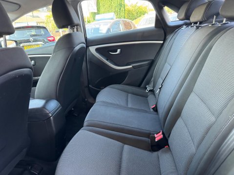 Hyundai i30 1.6 CRDi Blue Drive Active Euro 5 (s/s) 5dr 24