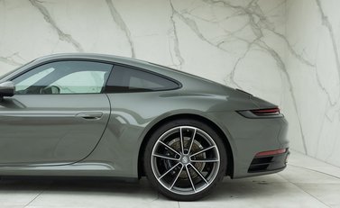 Porsche 911 Carrera (992) 26