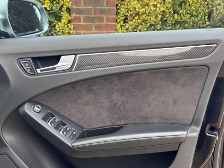 Audi RS4 4.2 RS 4 FSI Quattro Auto 4WD 5dr 51