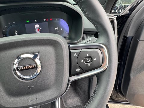 Volvo XC40 B4 PLUS 37