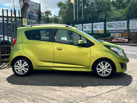 Chevrolet Spark LTZ 15