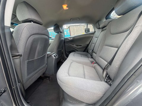 Hyundai IONIQ 1.6 h-GDi Premium Hatchback 5dr Petrol Hybrid DCT Euro 6 (s/s) (141 ps) 29