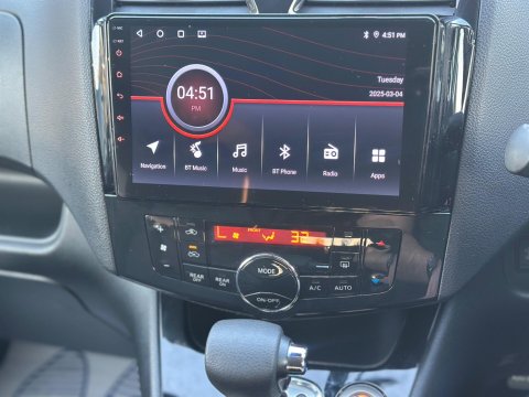 Nissan Serena 2.0 Petrol Hybrid 8 Seater 39