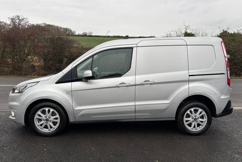 Ford Transit Connect 240 L1 Limited Panel Van - Rear Camera 7