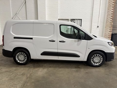 Toyota Proace City L2 ICON 4